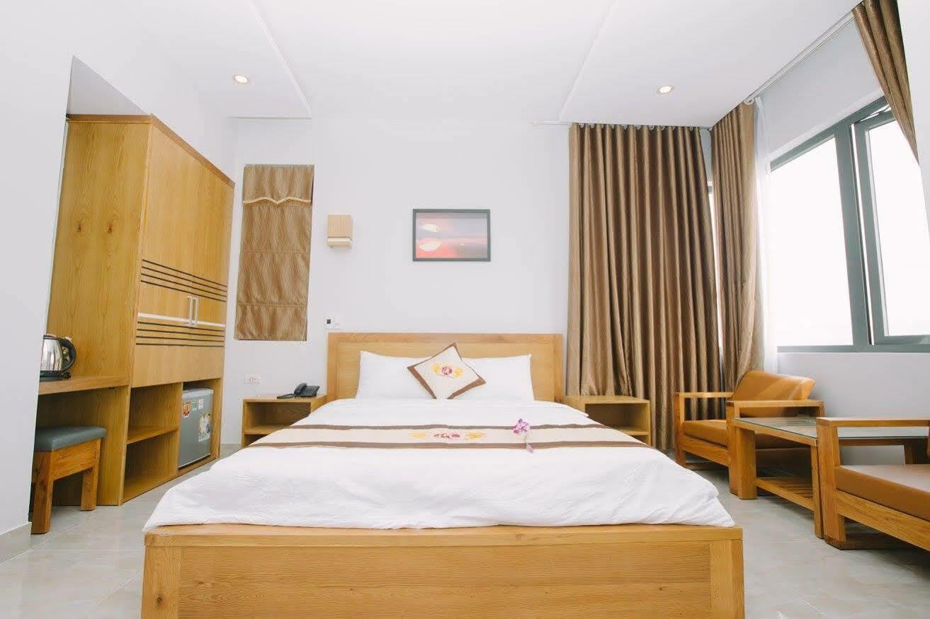 Tan Hoang Long Hotel Da Nang Buitenkant foto